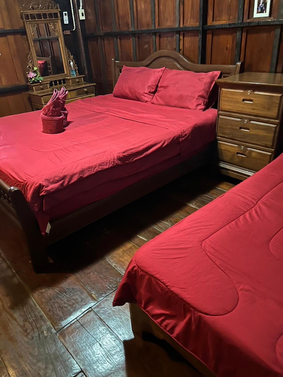 Baan Are Gong Riverside Homestay Phra Nakhon Si Ayutthaya Exterior foto