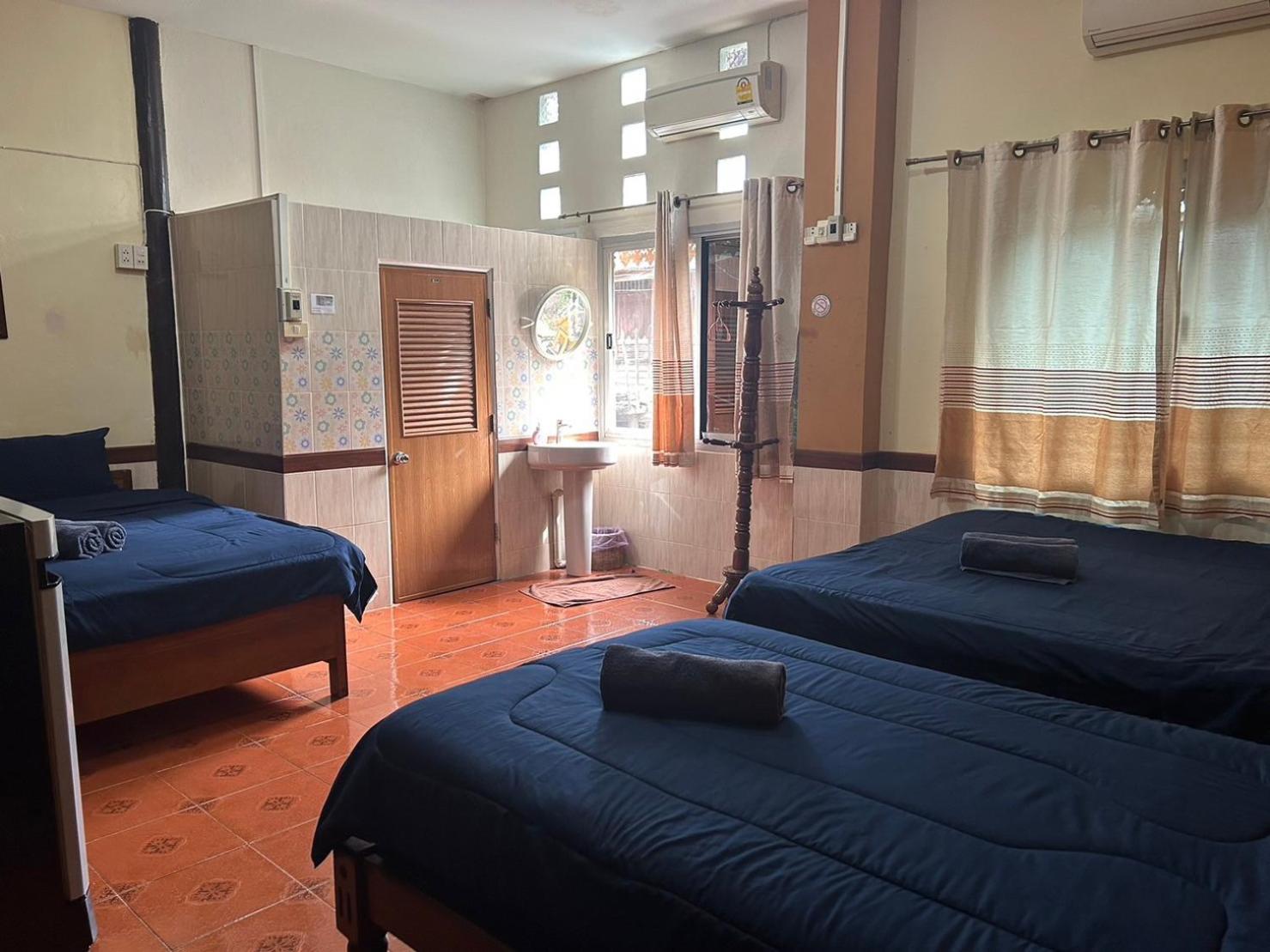 Baan Are Gong Riverside Homestay Phra Nakhon Si Ayutthaya Exterior foto